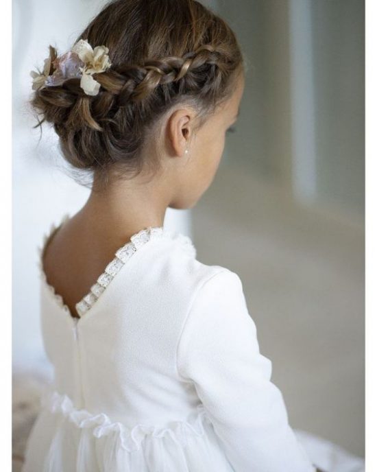 fryzury na wesele dla dzieci