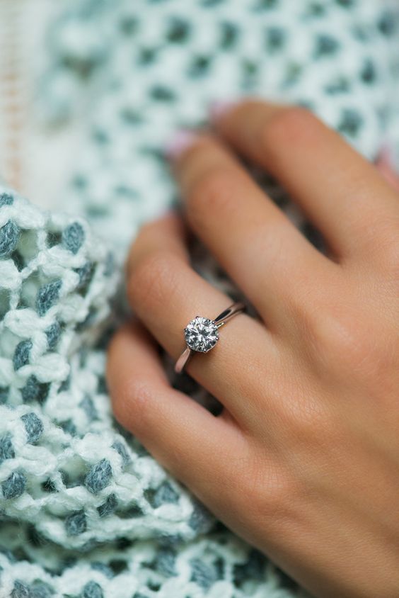 Jak Dobrać Rozmiar Pierścionka Zaręczynowego Weddingpl Radzi