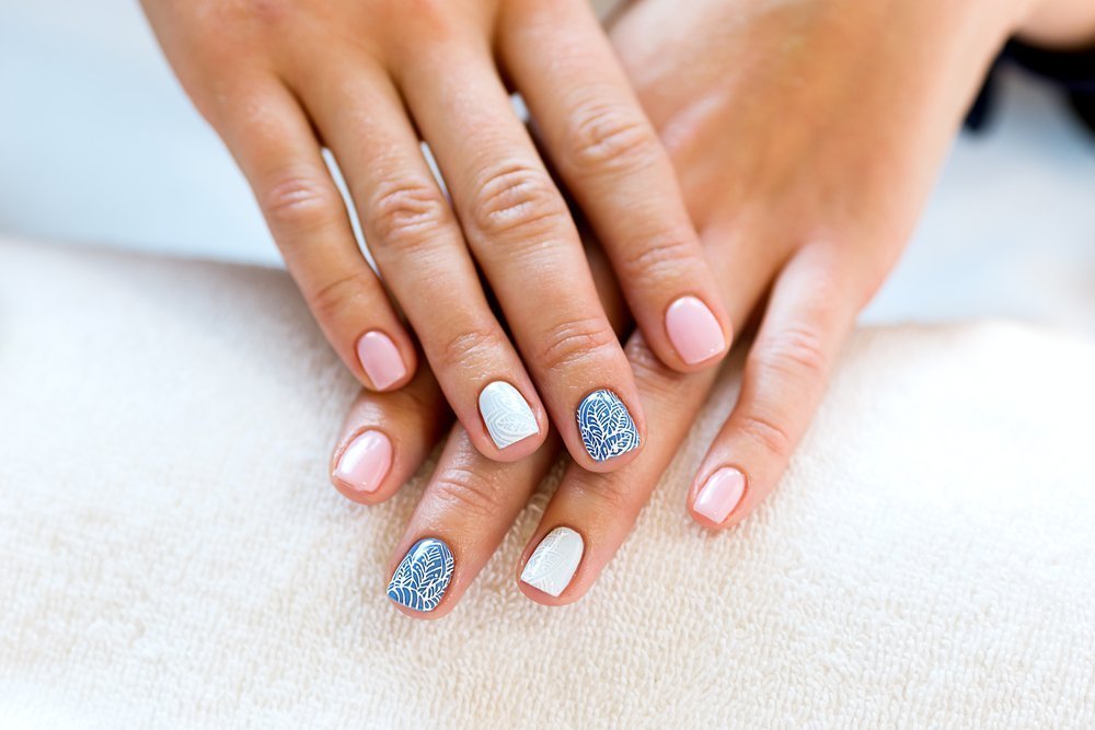 manicure ślubny - zdjęcie 2