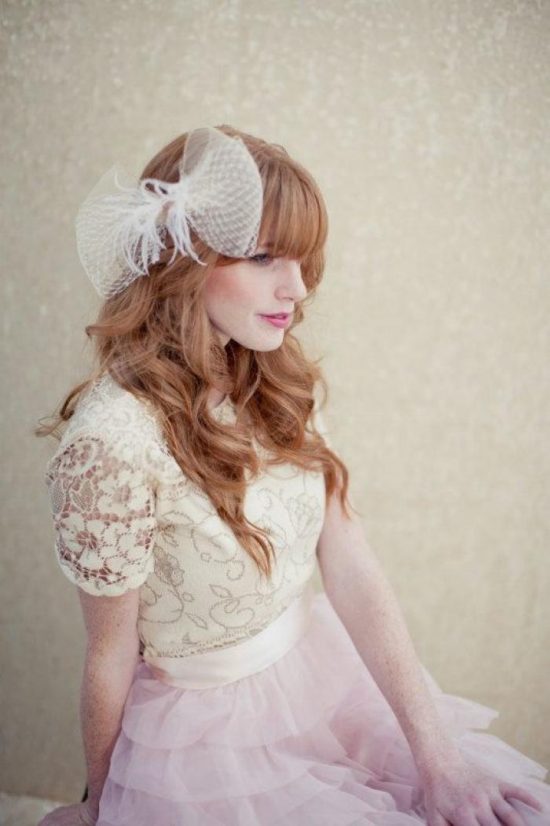 Образ невесты бант на шее. Прическа с бантом на свадьбу. Прическа с бантом. Бант невеста. Бант невеста.