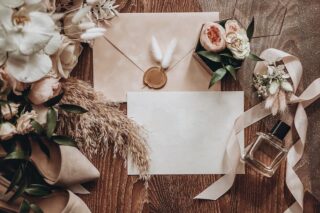 jak wypisać zaproszenie ślubne