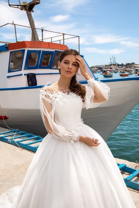 Suknie ślubne z oryginalnymi rękawami 2020